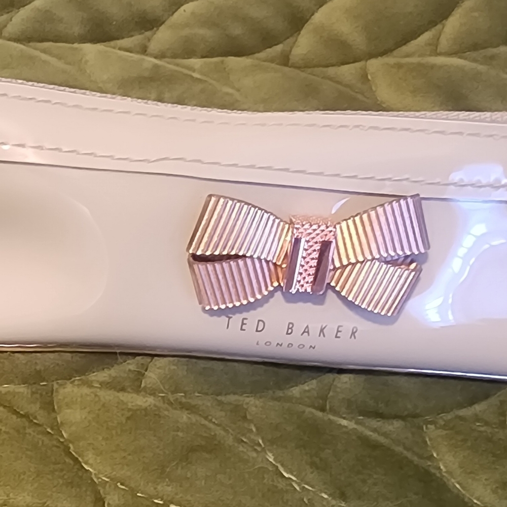 Ted Baker Glossy White Bag with Pink Bow